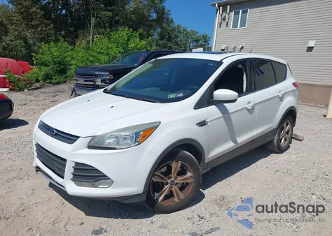 2015 Ford Escape Se z USA, uszkodzony, nr VIN 1FMCU9GX2FUB23207